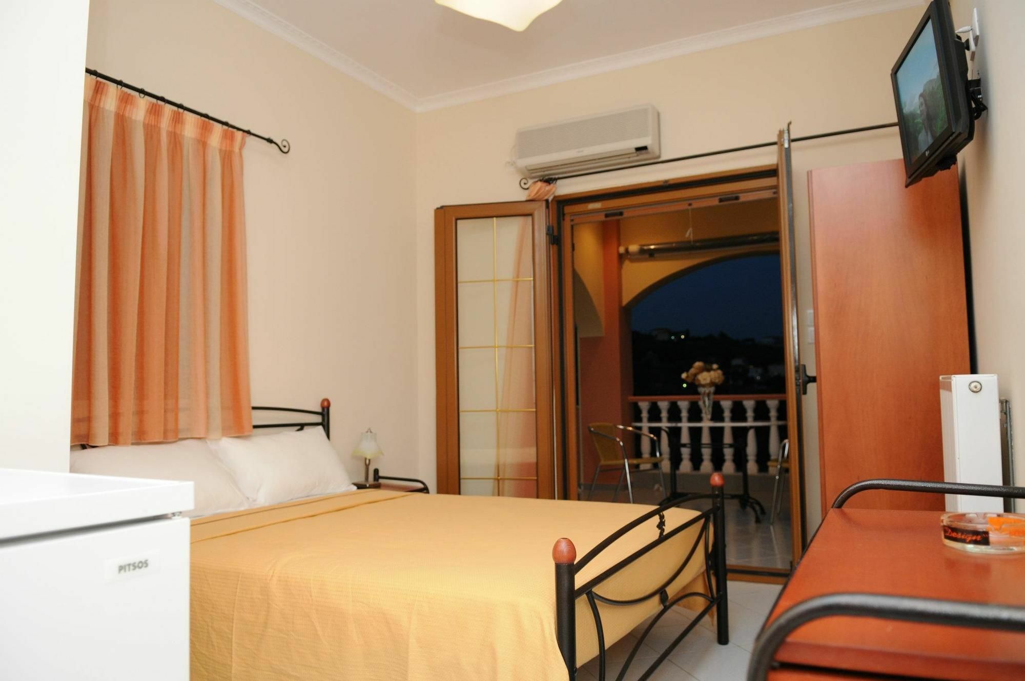 Sofia Apartments Mavrovouni  Экстерьер фото